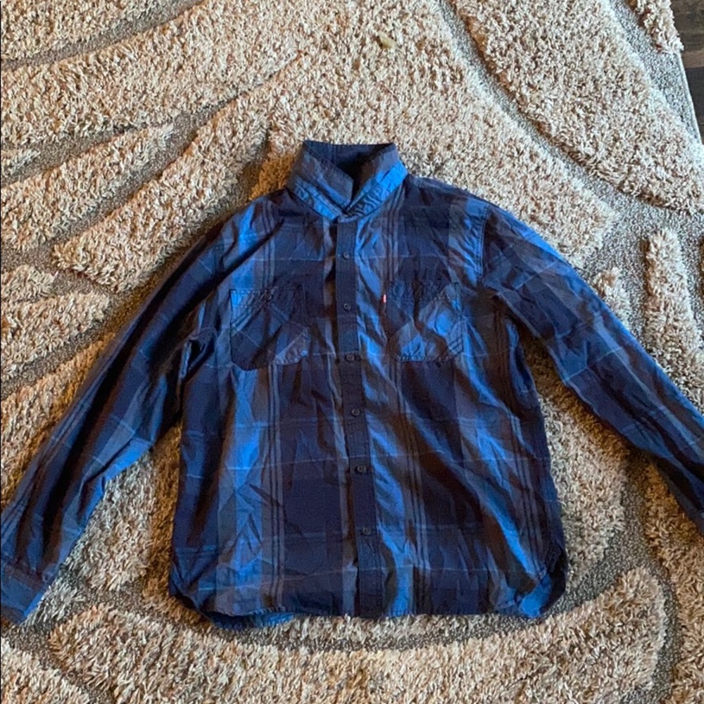 Levi’s long sleeve button up